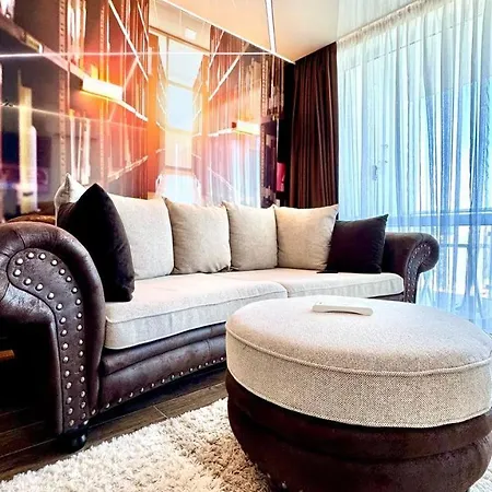 Holidays Apartment *